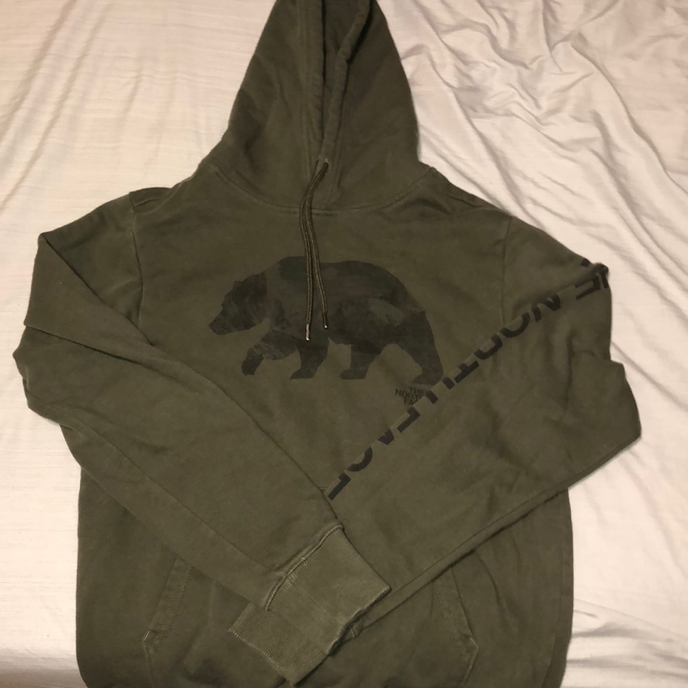 Dark Green Men’s North Face Hoodie